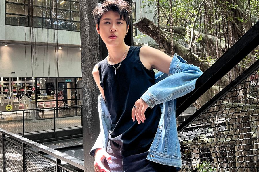 Fashion & Chest Binders: How to Style Your Look with Confidence